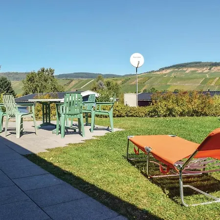 2 Bedroom Cozy In An Der Mosel Riol